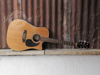 Takamine EG530C Natural