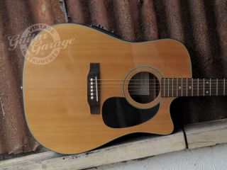 Takamine EG530C Natural