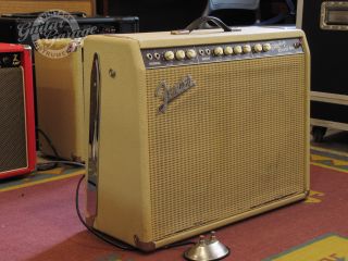 Fender Vibrolux Reverb Custom