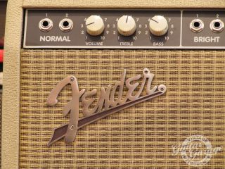 Fender Vibrolux Reverb Custom