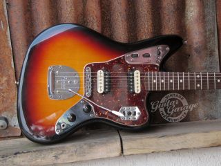  	Fender Jaguar Classic Player Special HH 2009 3-Tone Sunburst